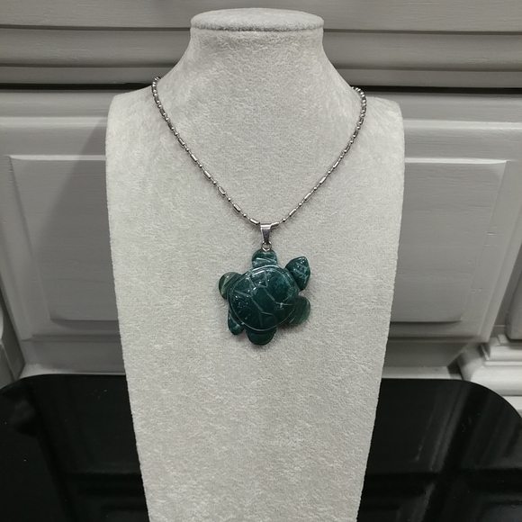 Turtle Indian Agate Necklace Natural Gemstone Crystal Tortoise Pendant 🐢 - Picture 7 of 17